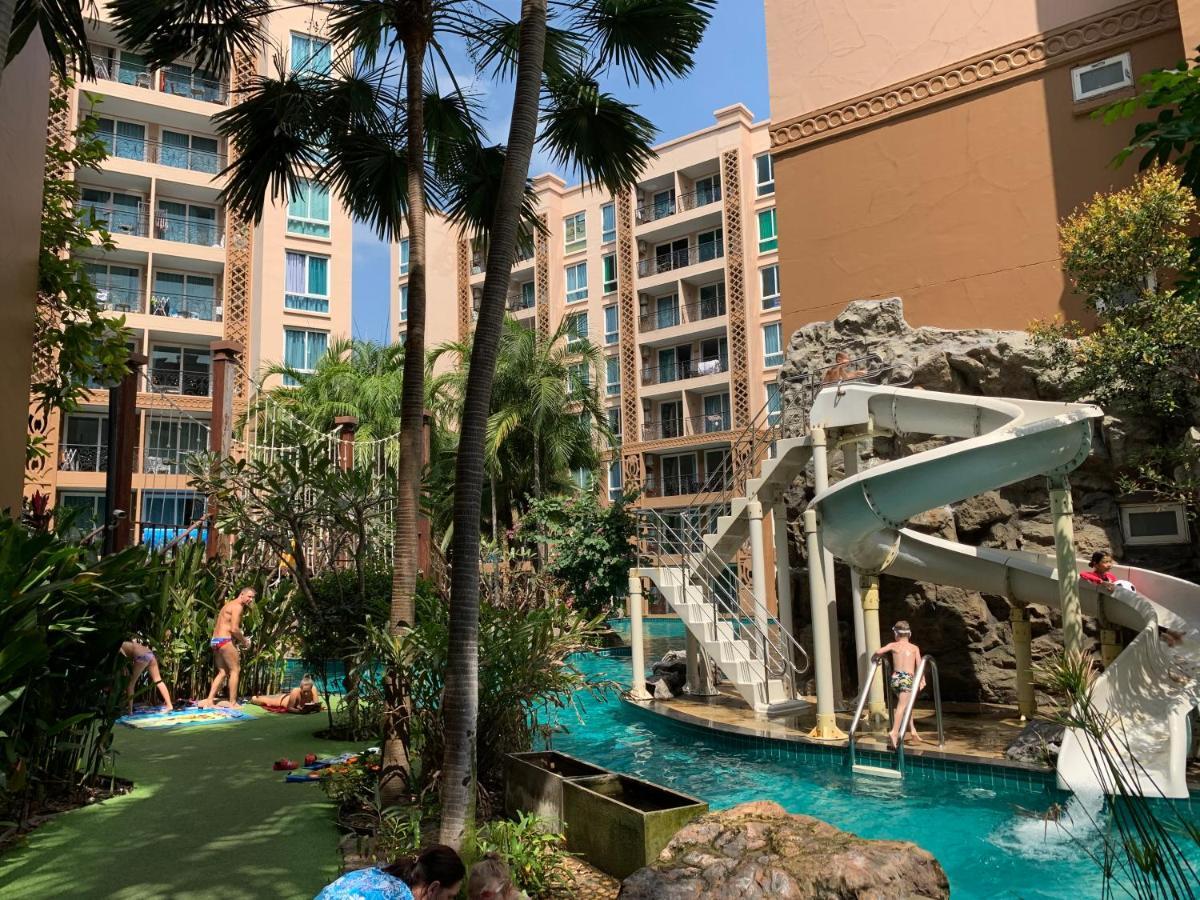 Atlantis Condo Resort Jomtien Beach Exteriör bild