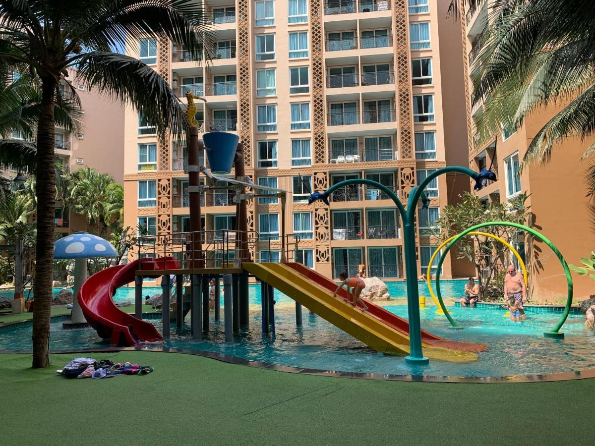 Atlantis Condo Resort Jomtien Beach Exteriör bild